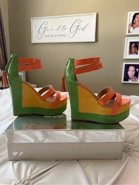 Matiko Echo Platform Wedge Sandals in Green, light pink & Yellow